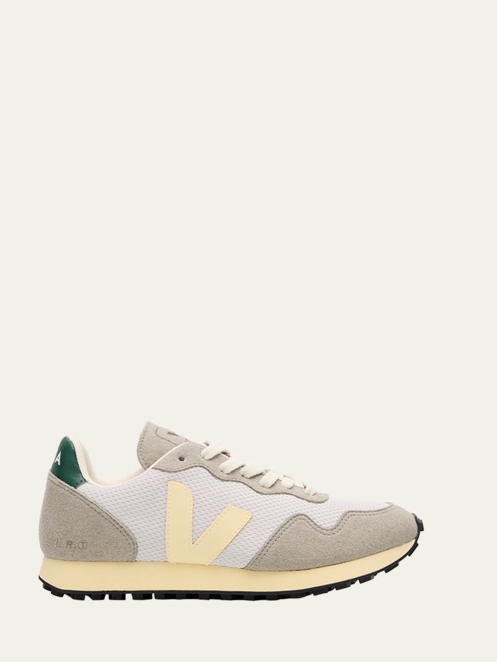 Veja sneakers size 9 (40)